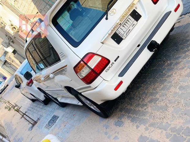 تۆیۆتا لاند کروزەر